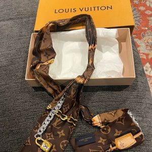 Louis Vuitton Headscarf